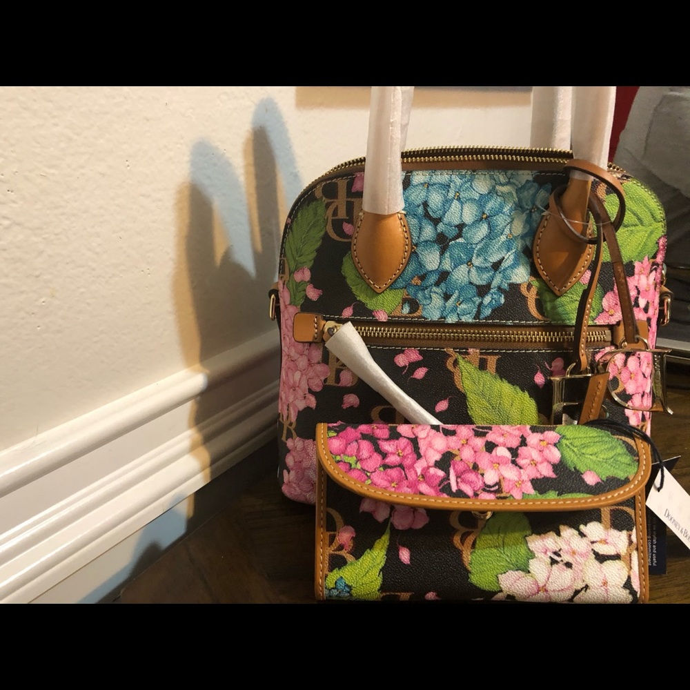Dooney & Bourke Hydrangea Set